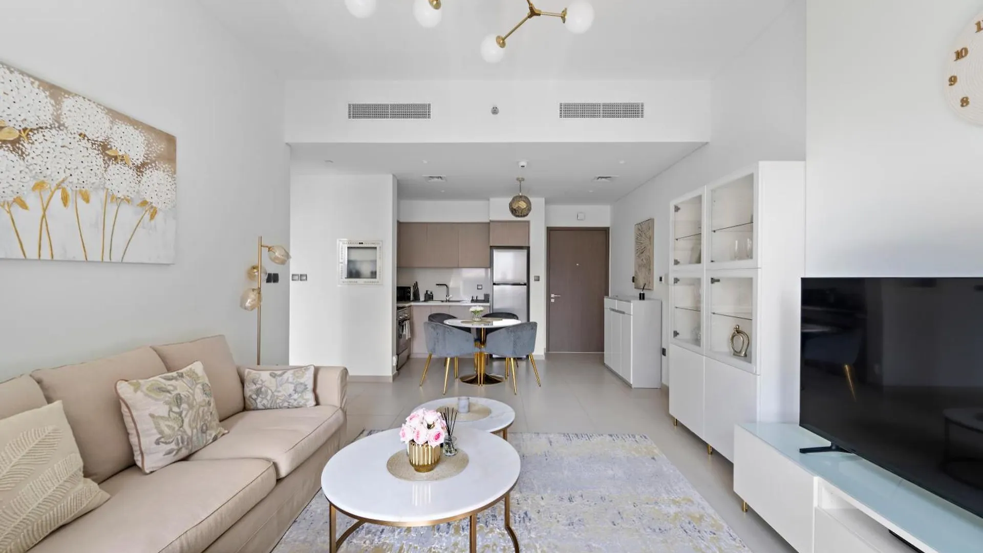 1Br Act I Act II T2, Downtown Dubai Apartment United Arab Emirates